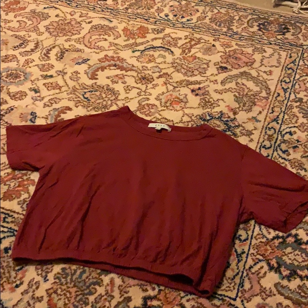 Crop tops